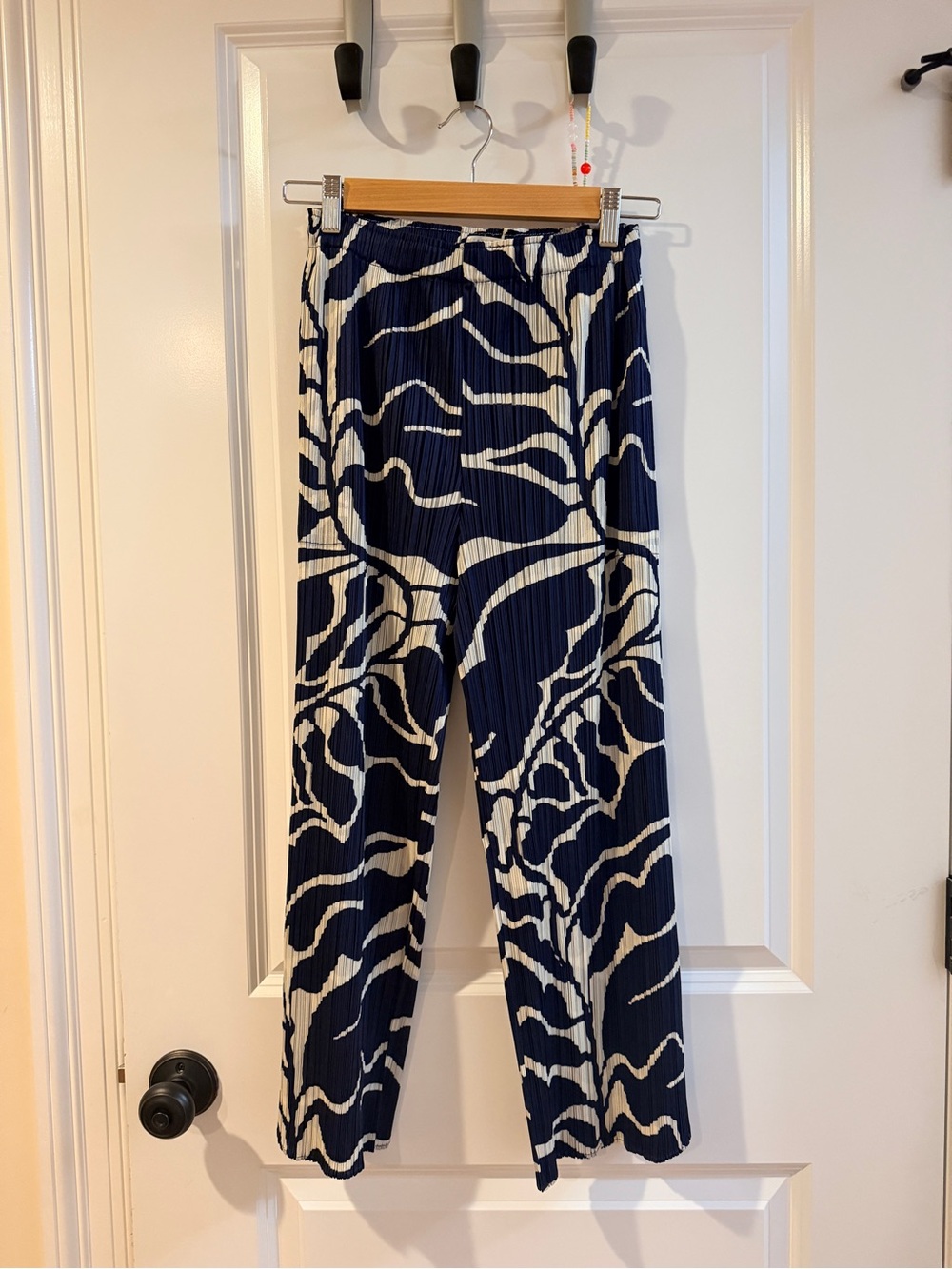 PLEATS PLEASE Issey Miyake Navy and White Abstract Wide-Leg Pants